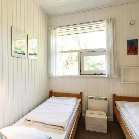 Three-bedroom In Holiday home Nexo