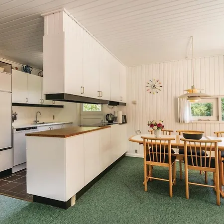 بيت للعطل Three-bedroom In Neksø